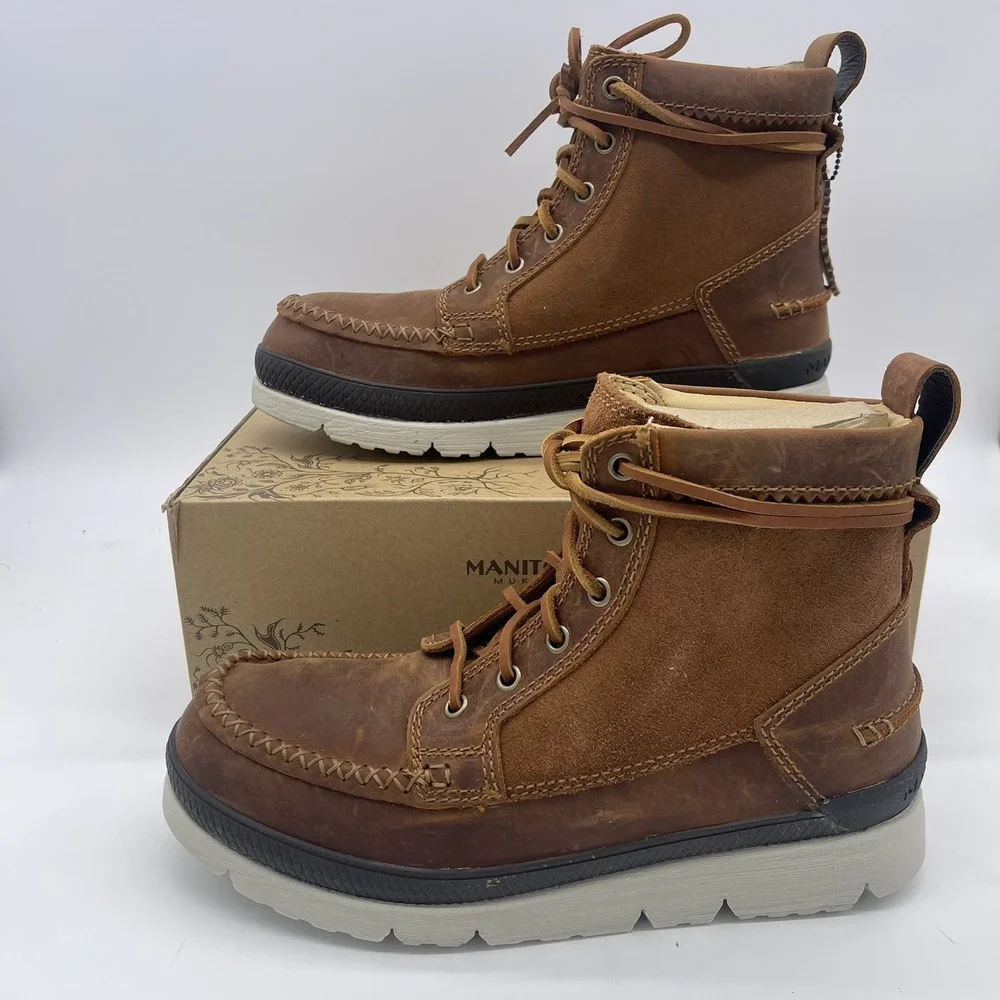 New Men's Manitobah Mukluks Mesa Moc Toe Waterproof Leather Boot‎ Oak/Chene, 10